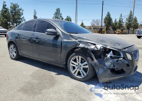 2013 Volvo S60 T5 from USA, damaged, VIN YV1612FS8D2194504